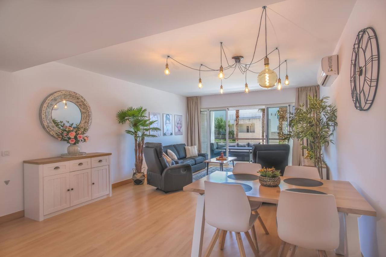 Lucky Star Marina Apartment, With Pool Лагос Екстериор снимка