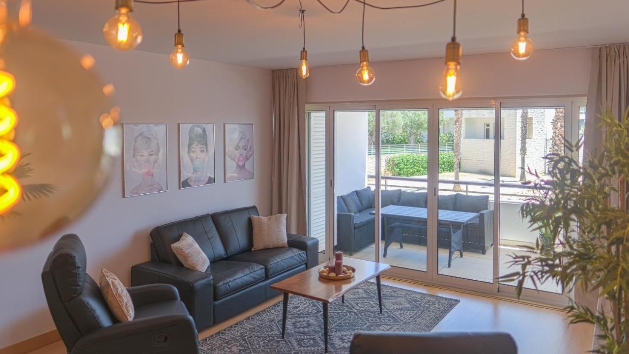 Lucky Star Marina Apartment, With Pool Лагос Екстериор снимка