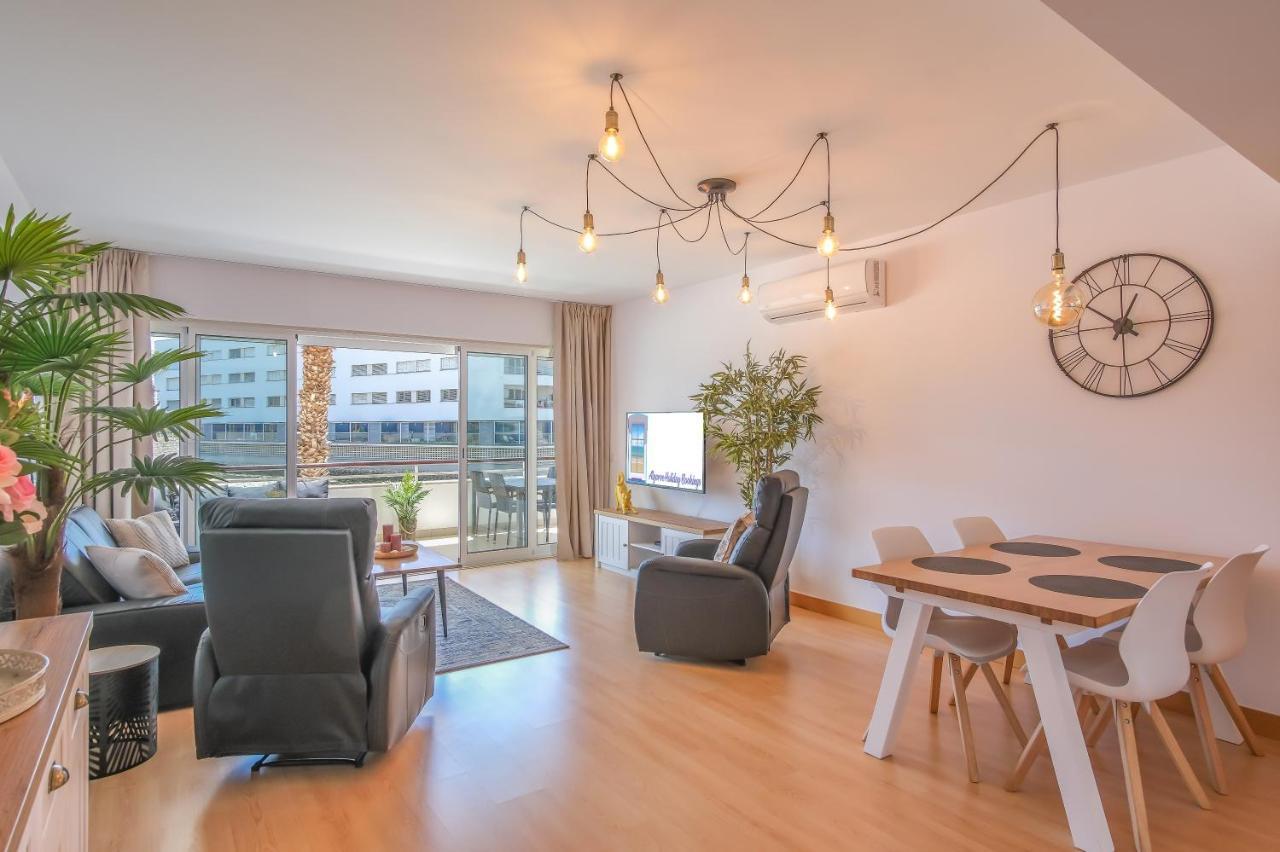 Lucky Star Marina Apartment, With Pool Лагос Екстериор снимка