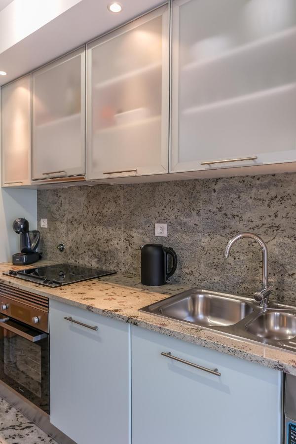 Lucky Star Marina Apartment, With Pool Лагос Екстериор снимка