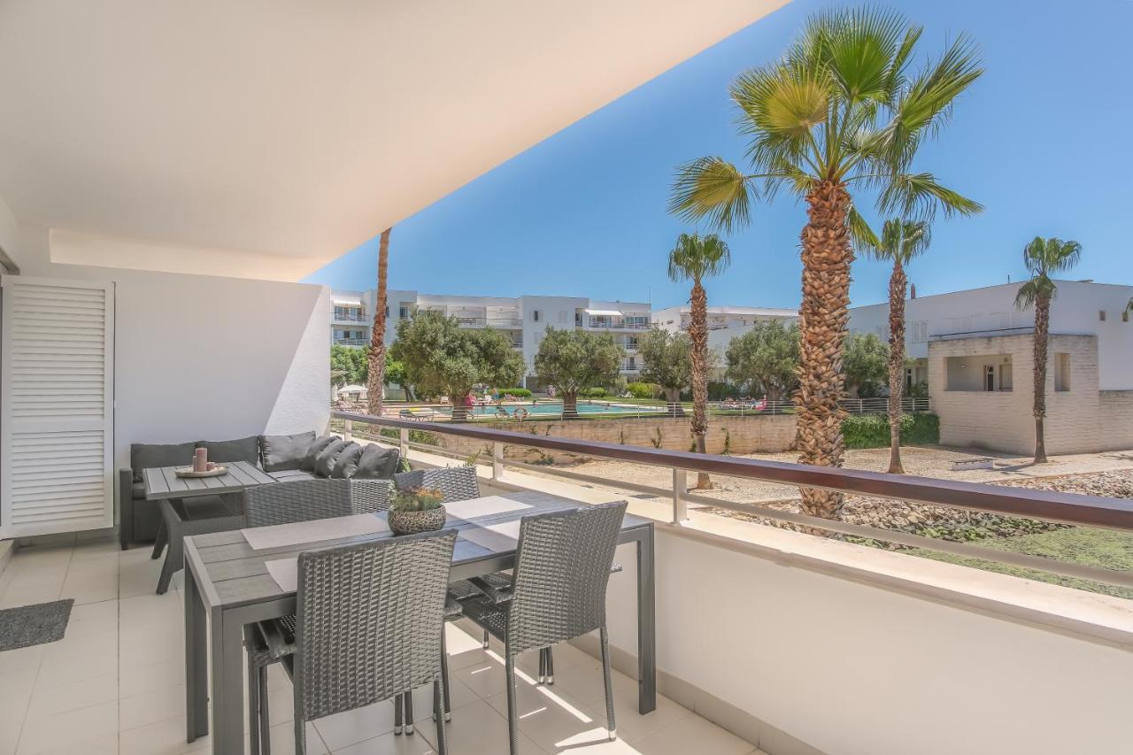 Lucky Star Marina Apartment, With Pool Лагос Екстериор снимка