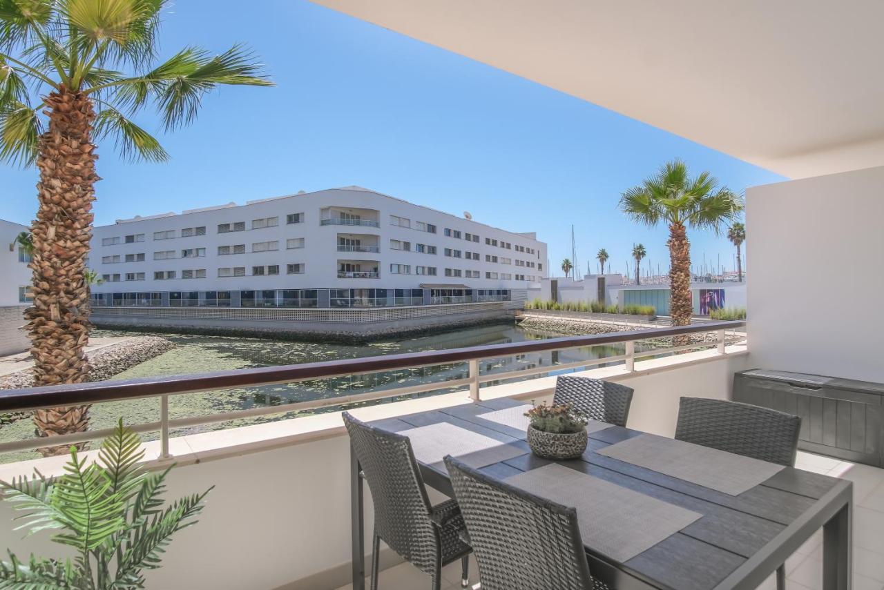Lucky Star Marina Apartment, With Pool Лагос Екстериор снимка